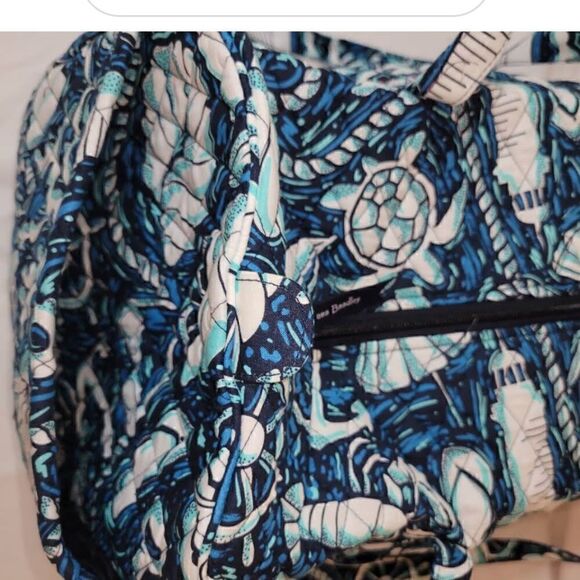 Vera Bradley Shore Enough large traveler duffel bag NWOT - Picture 8 of 14